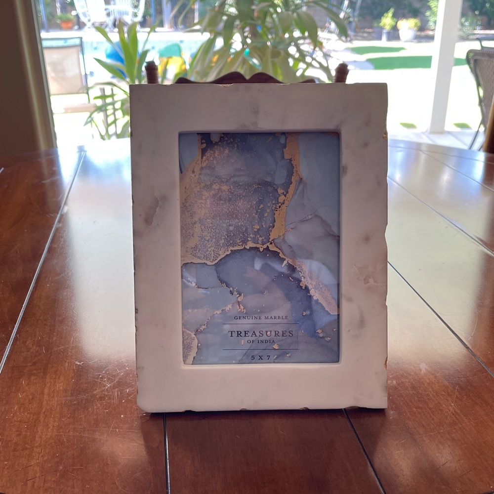 Treasures of India Marble Picture Frame